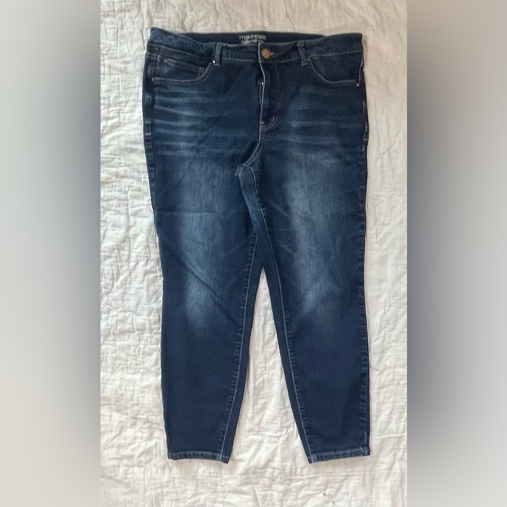 2 pairs of Maurice’s Everflex Skinny High Rise Jeans. Excellent Condition!!